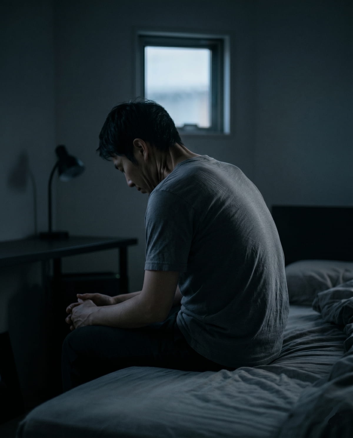 普通に生きるだけで、消耗していた